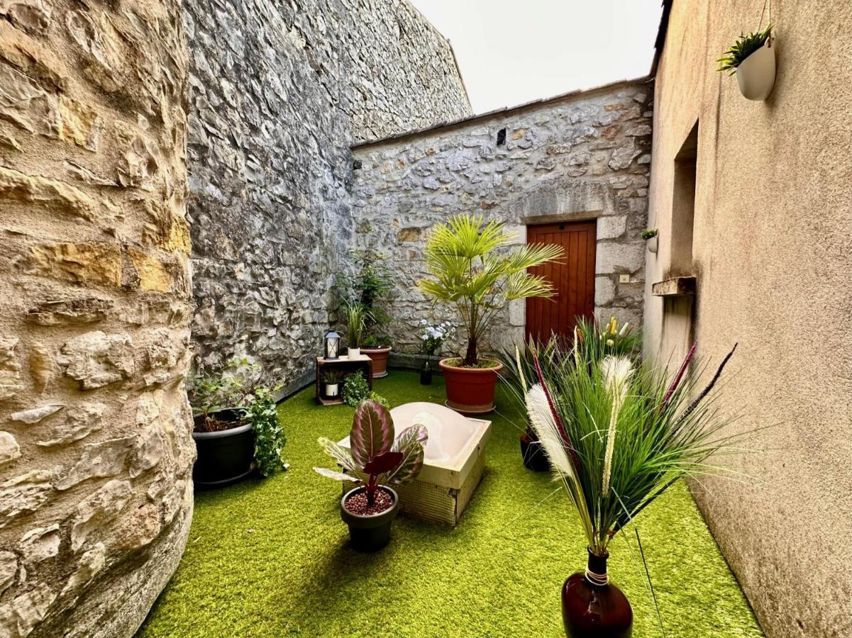 Chambres D'Hotes Les Clapas Chauzon Esterno foto