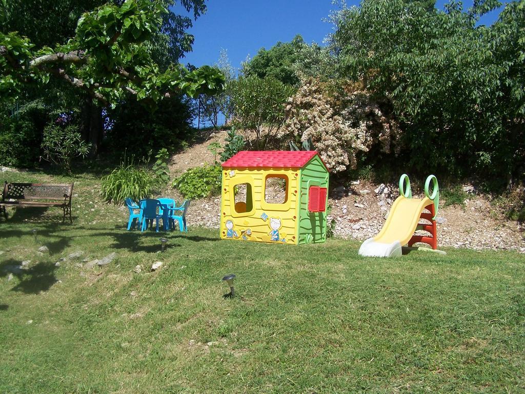 Chambres D'Hotes Les Clapas Chauzon Esterno foto